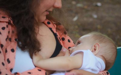 Breastfeeding by moms who’ve had COVID may help protect newborn
